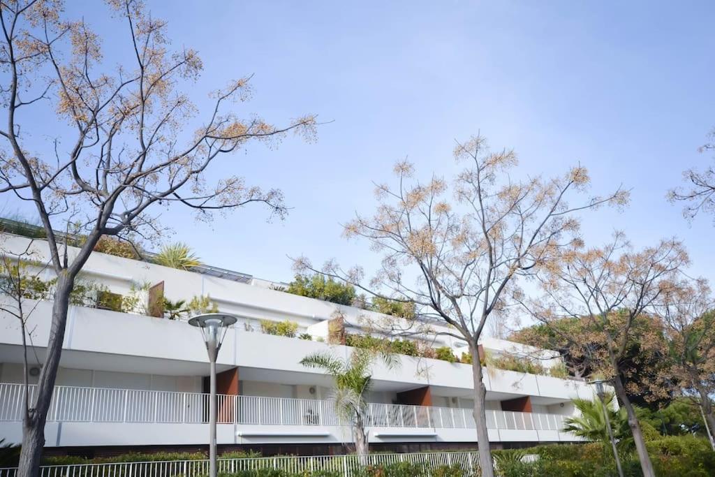 Chez Martin - Spacieux Appartement Climatise Proche De La Plage Λα Γκραντ-Μοτ Εξωτερικό φωτογραφία