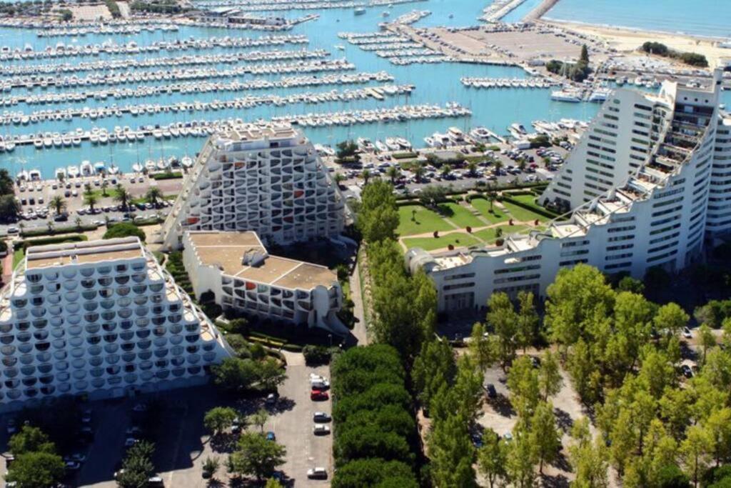 Chez Martin - Spacieux Appartement Climatise Proche De La Plage Λα Γκραντ-Μοτ Εξωτερικό φωτογραφία