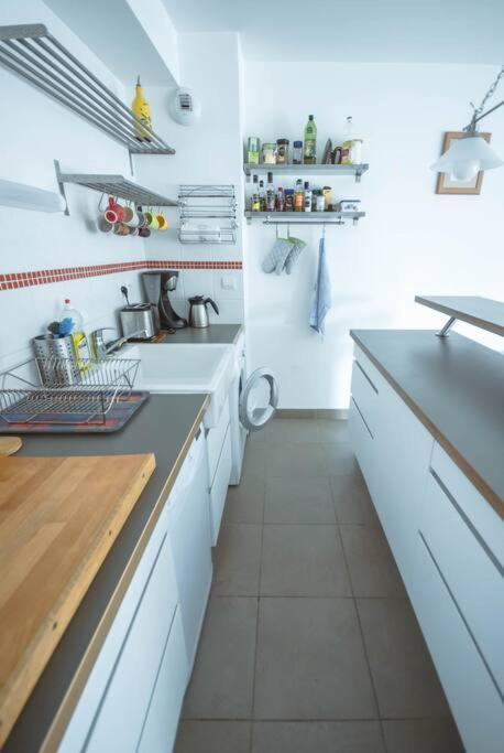 Chez Martin - Spacieux Appartement Climatise Proche De La Plage Λα Γκραντ-Μοτ Εξωτερικό φωτογραφία