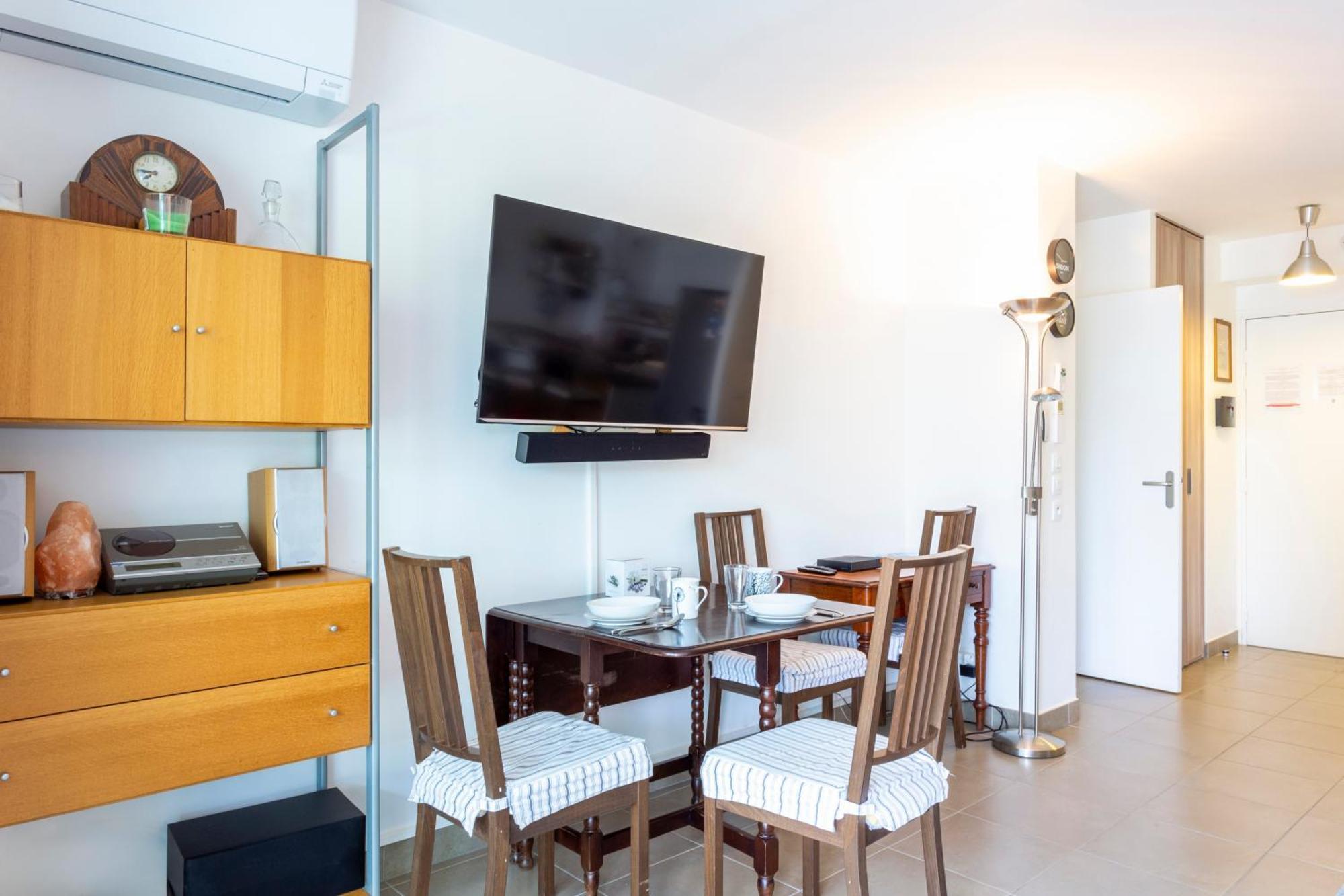 Chez Martin - Spacieux Appartement Climatise Proche De La Plage Λα Γκραντ-Μοτ Εξωτερικό φωτογραφία